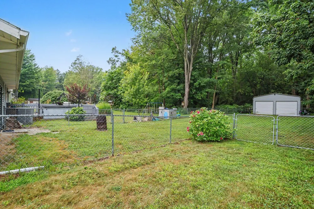6590 Brunden Place Coloma, MI 49038