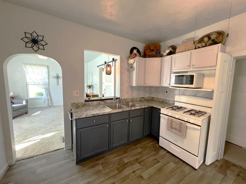 803 E West Street Sturgis, MI 49091