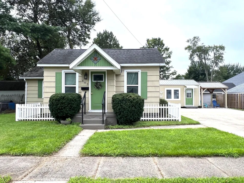 803 E West Street Sturgis, MI 49091