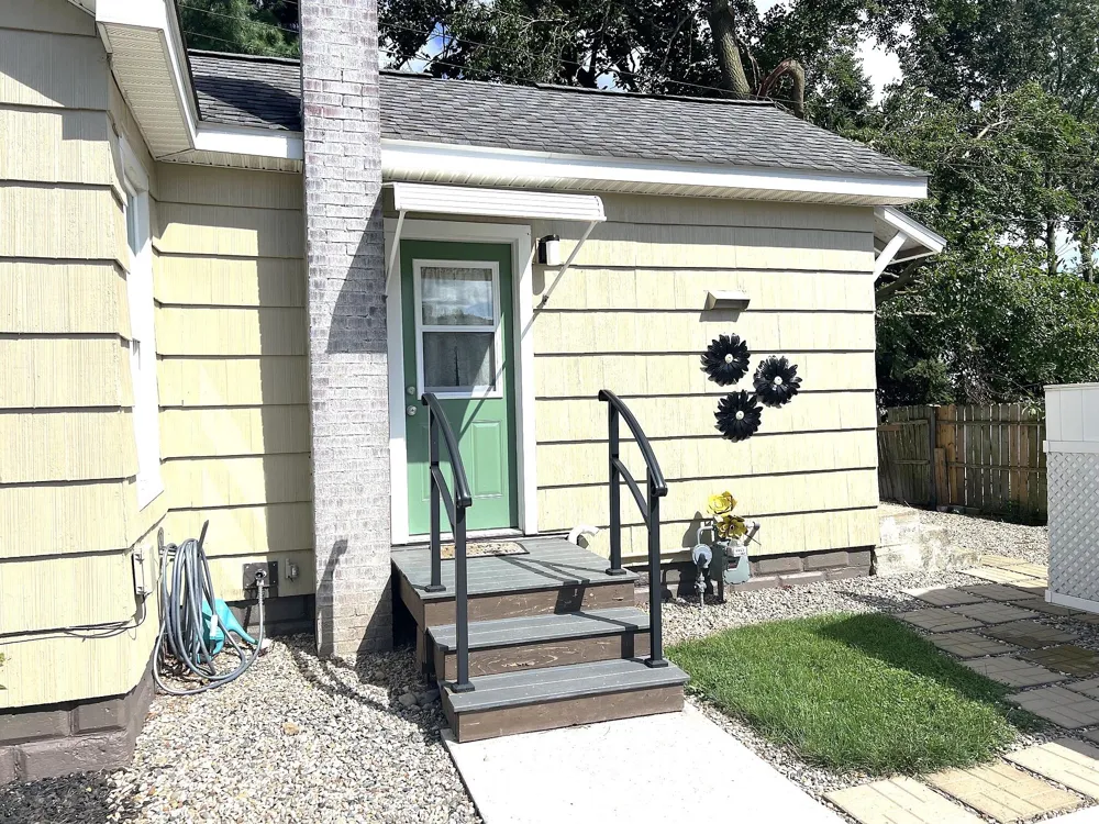 803 E West Street Sturgis, MI 49091
