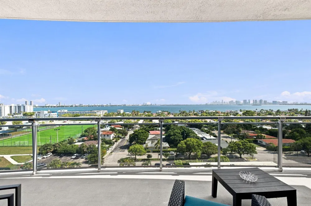 7901 HISPANOLA AVENUE #1008 North Bay Village, FL 33141
