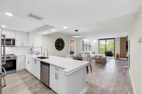6461 NW 2nd Avenue #505