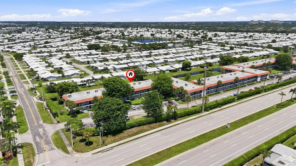 2181 W Woolbright Road #N201 Boynton Beach, FL 33426