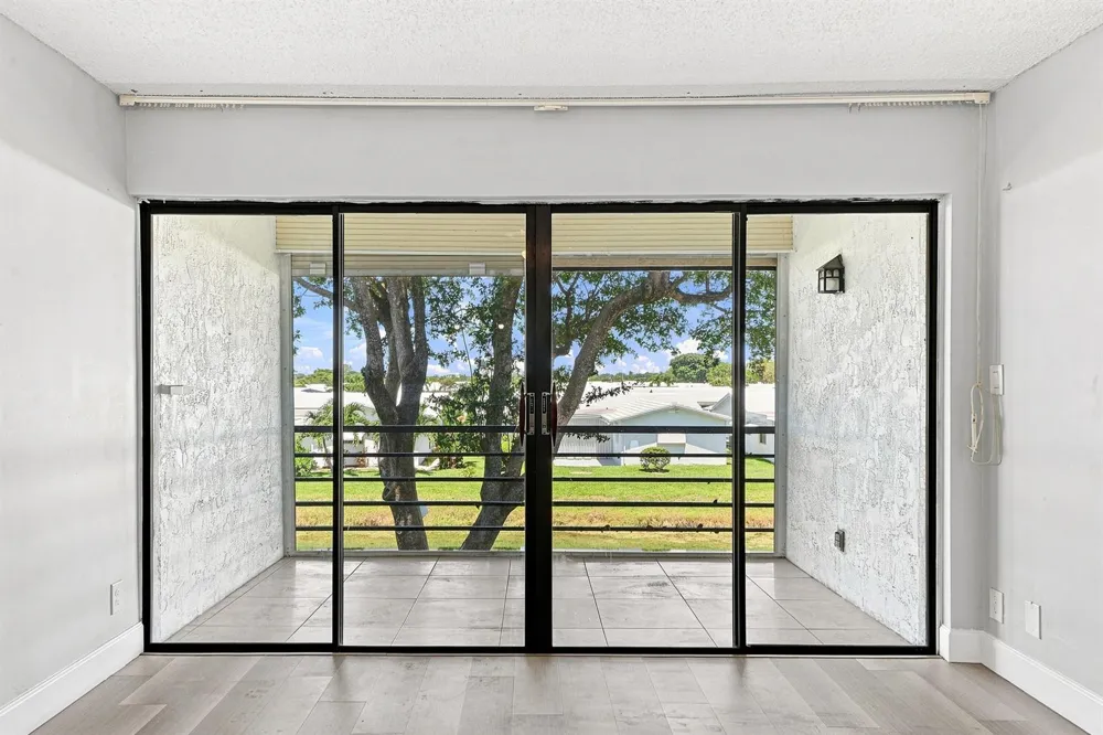 2181 W Woolbright Road #N201 Boynton Beach, FL 33426