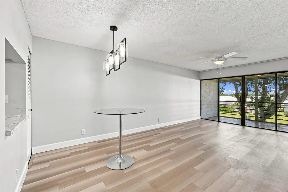 2181 W Woolbright Road #N201 Boynton Beach, FL 33426