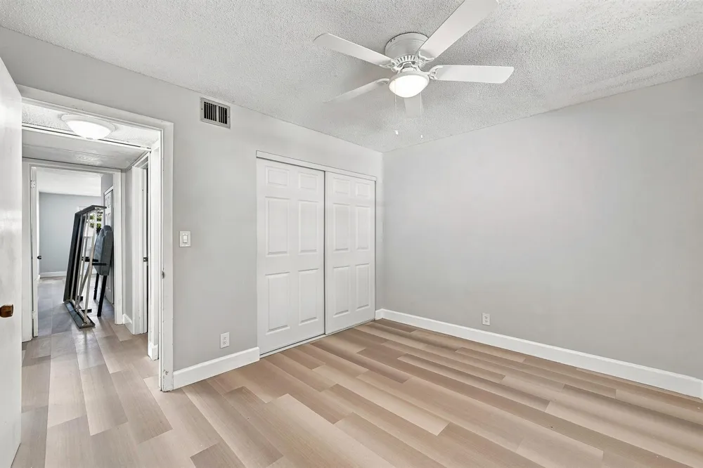 2181 W Woolbright Road #N201 Boynton Beach, FL 33426