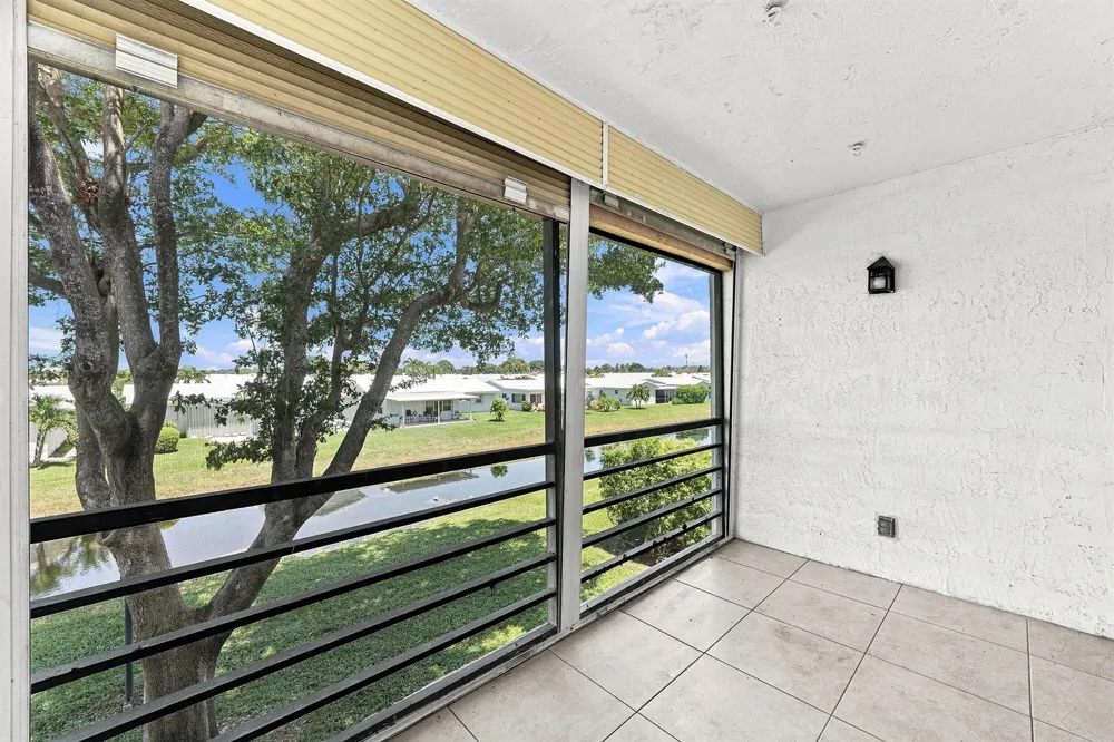 2181 W Woolbright Road #N201 Boynton Beach, FL 33426