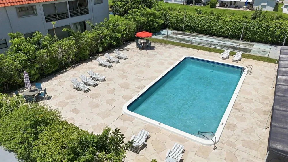 2181 W Woolbright Road #N201 Boynton Beach, FL 33426