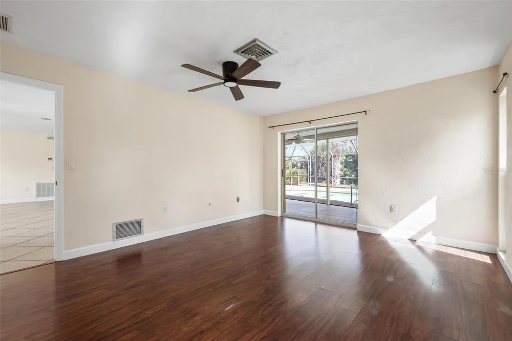 1011 PINE FOREST COURT Venice, FL 34293