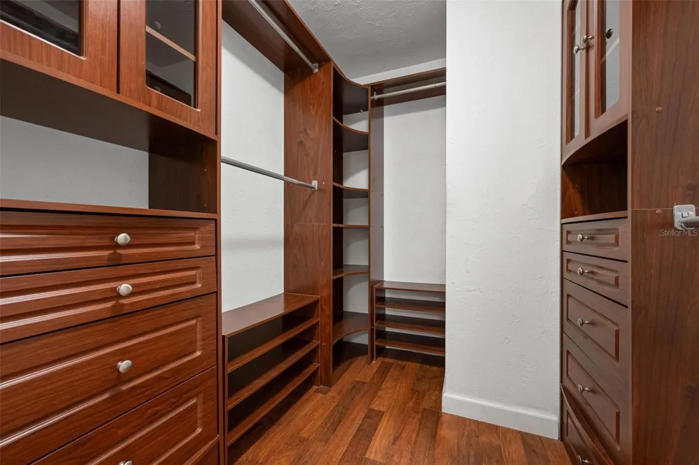 1011 PINE FOREST COURT Venice, FL 34293