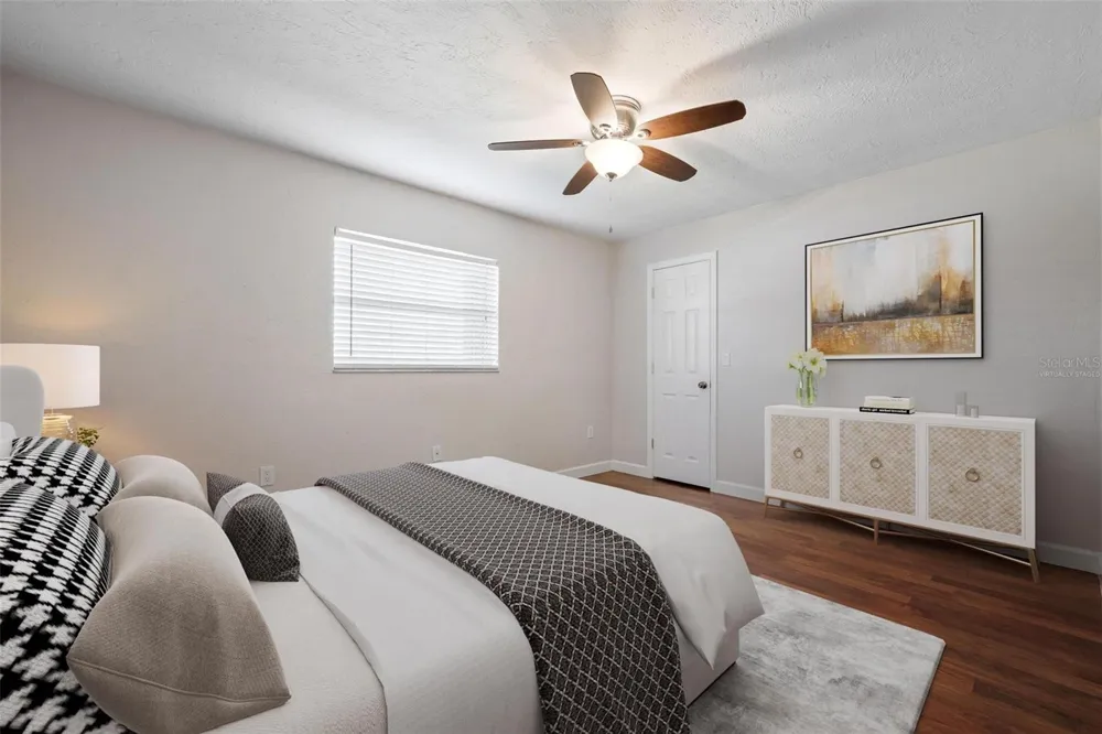 1011 PINE FOREST COURT Venice, FL 34293