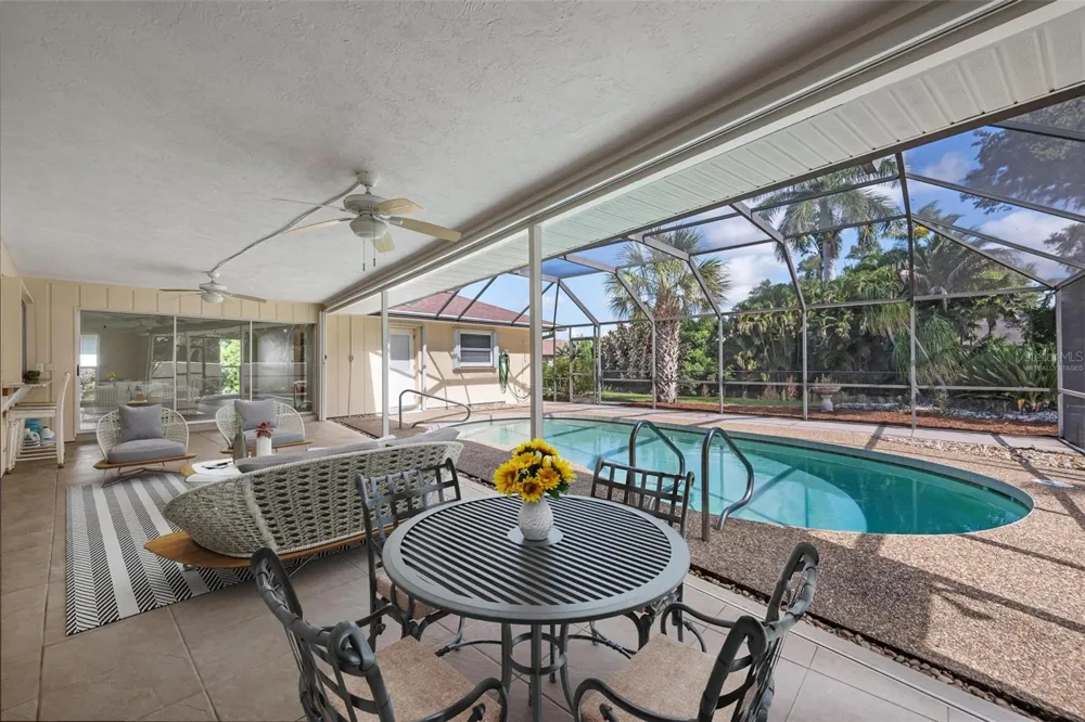 1011 PINE FOREST COURT Venice, FL 34293