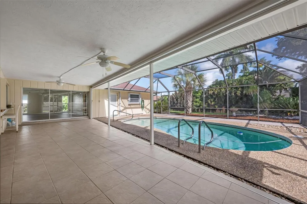 1011 PINE FOREST COURT Venice, FL 34293