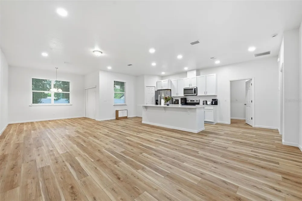 1046 WILLIAMS STREET Altamonte Springs, FL 32701