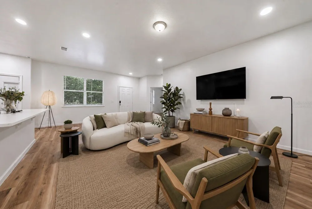 1046 WILLIAMS STREET Altamonte Springs, FL 32701