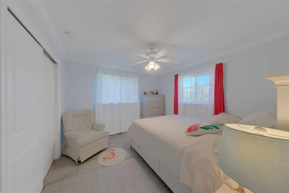 196 OVERBROOK DRIVE E Largo, FL 33770