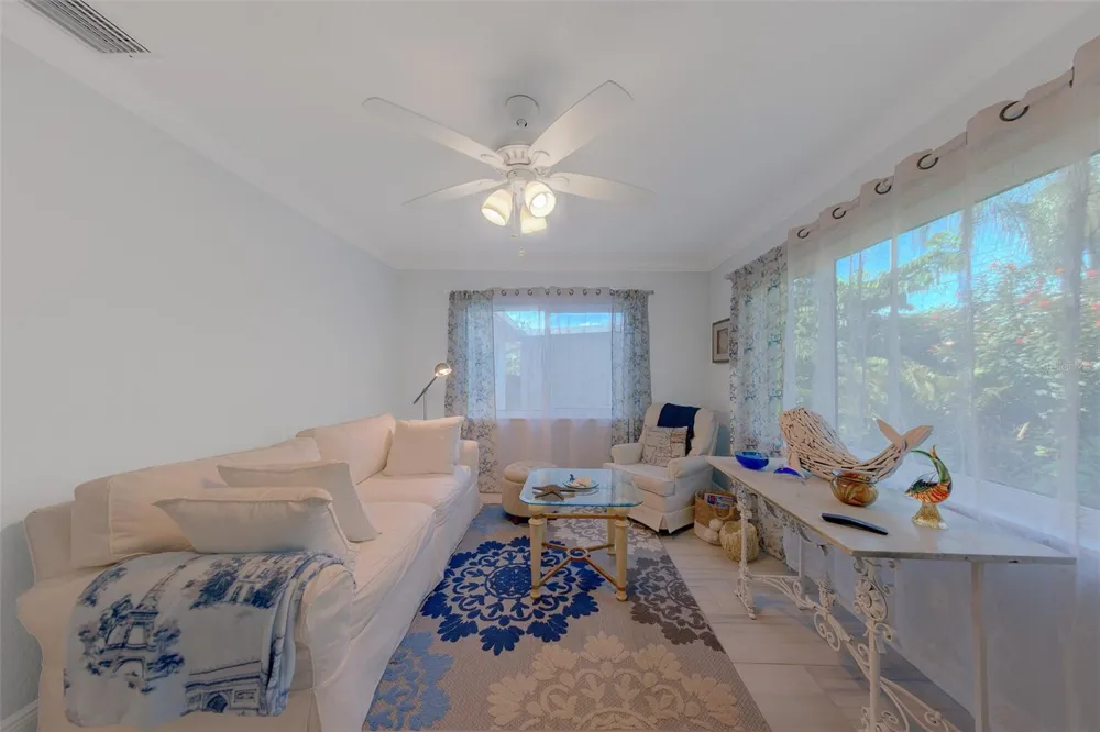196 OVERBROOK DRIVE E Largo, FL 33770