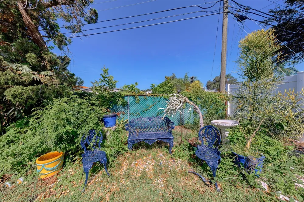 196 OVERBROOK DRIVE E Largo, FL 33770