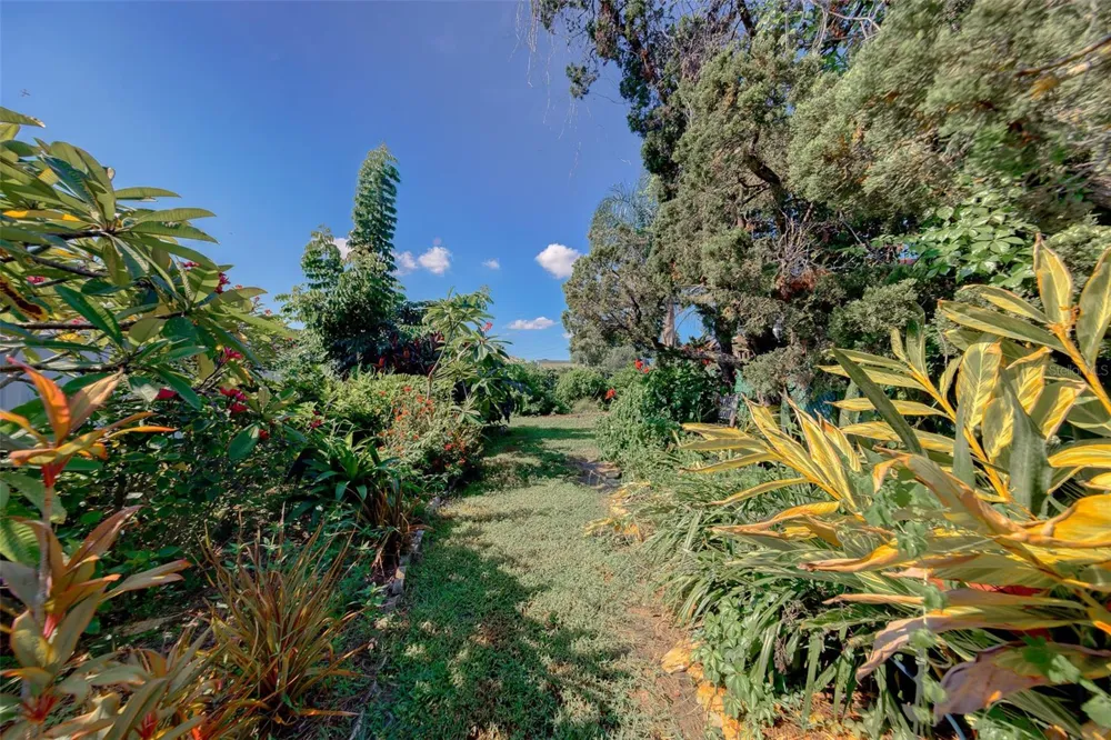 196 OVERBROOK DRIVE E Largo, FL 33770