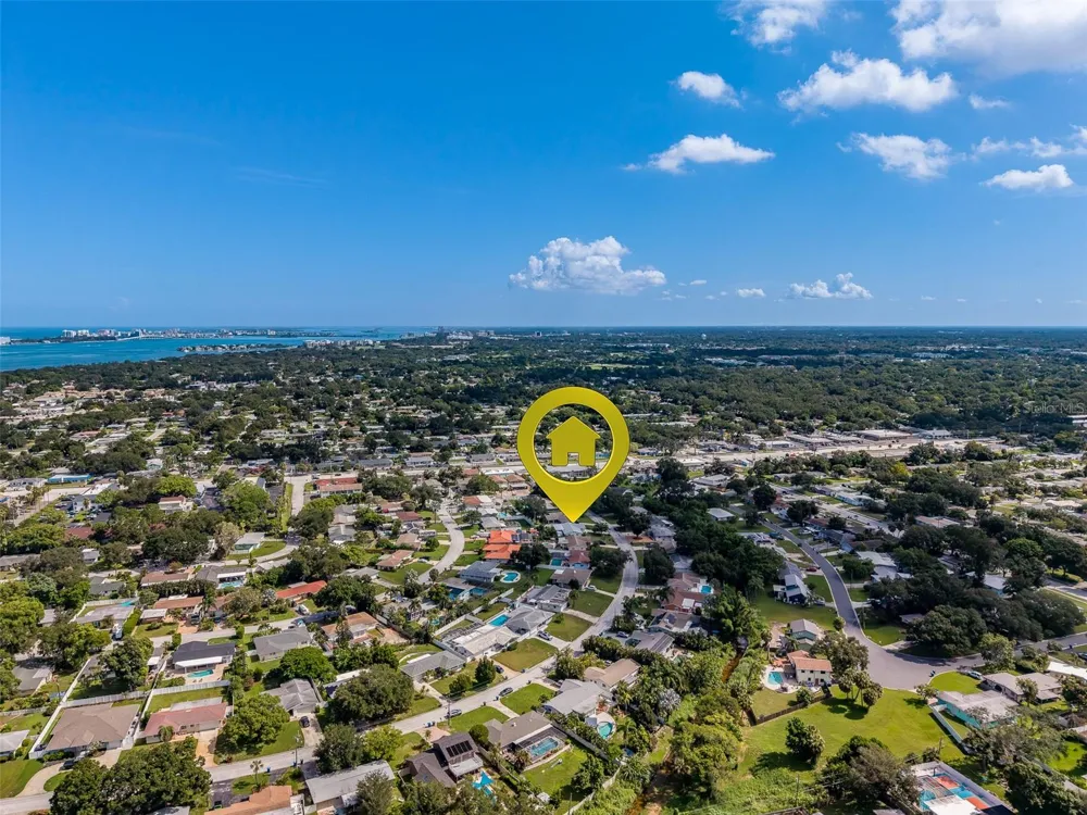 196 OVERBROOK DRIVE E Largo, FL 33770