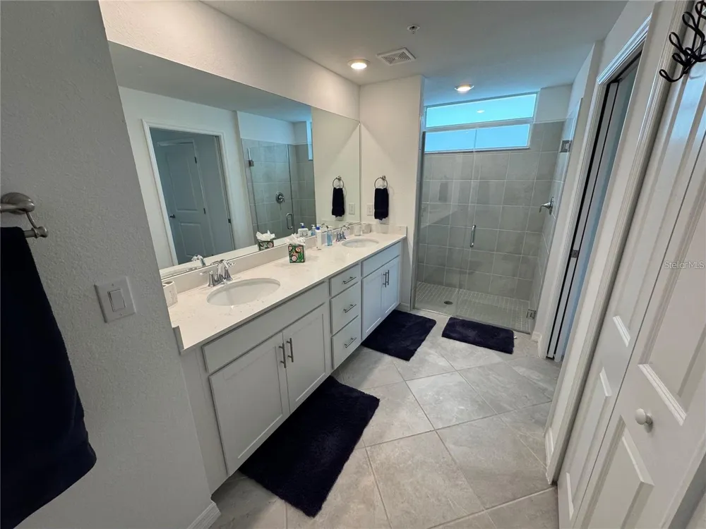 12390 WELLEN GOLF STREET #101 Venice, FL 34293