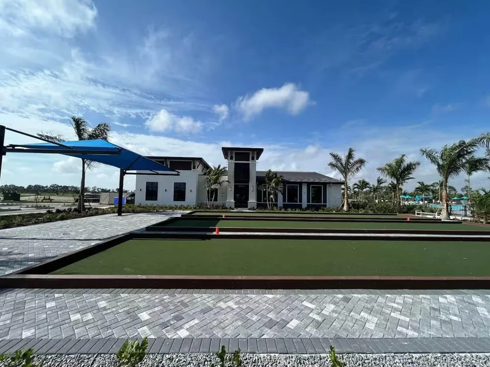12390 WELLEN GOLF STREET #101 Venice, FL 34293