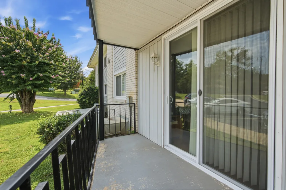613 Hillsboro Rd #C16 Franklin, TN 37064