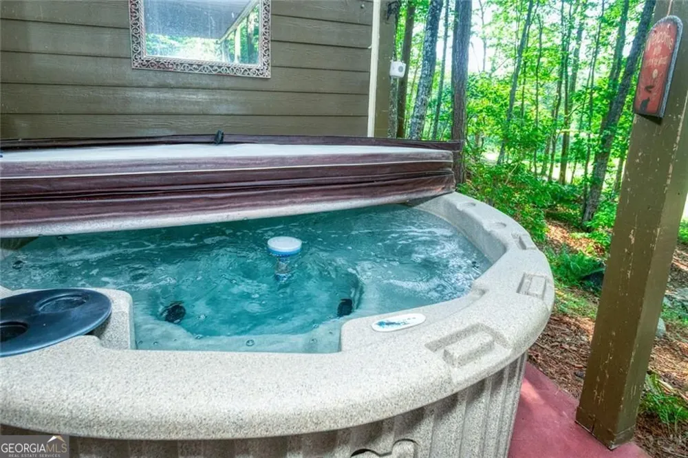 925 Zeppelin Strasse Helen, GA 30545
