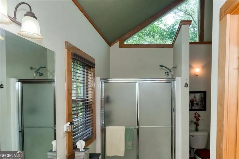 925 Zeppelin Strasse Helen, GA 30545