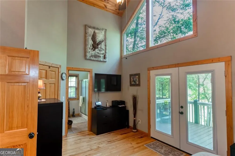 925 Zeppelin Strasse Helen, GA 30545