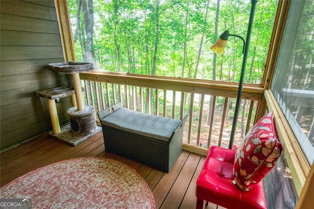 925 Zeppelin Strasse Helen, GA 30545