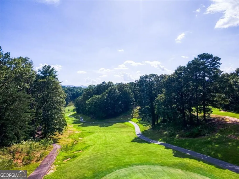 925 Zeppelin Strasse Helen, GA 30545