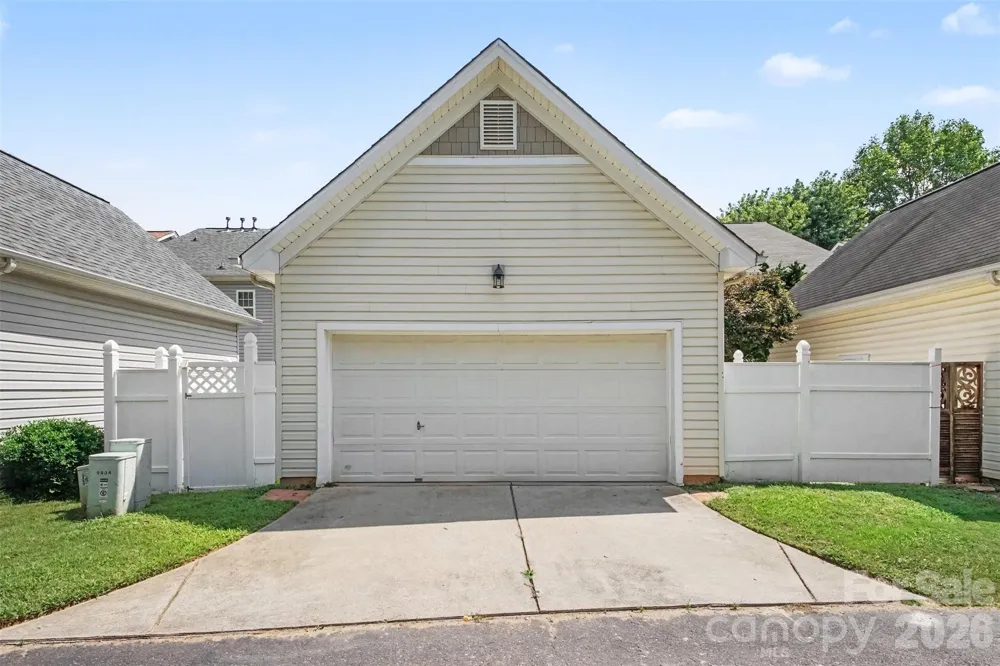 9910 Westmoreland Road Cornelius, NC 28031