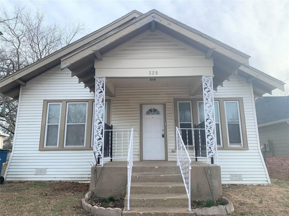 520 E Day Street Denison, TX 75021