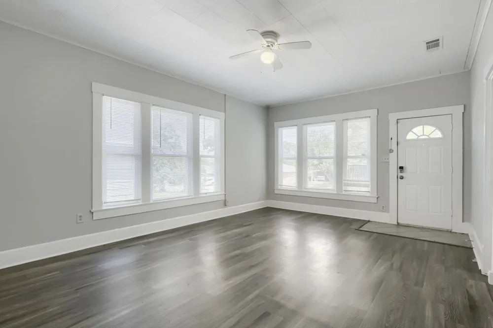 520 E Day Street Denison, TX 75021