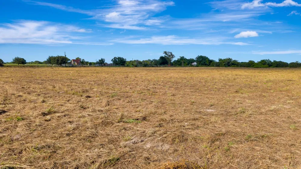 3217 State Highway 172 Ganado, TX 77962