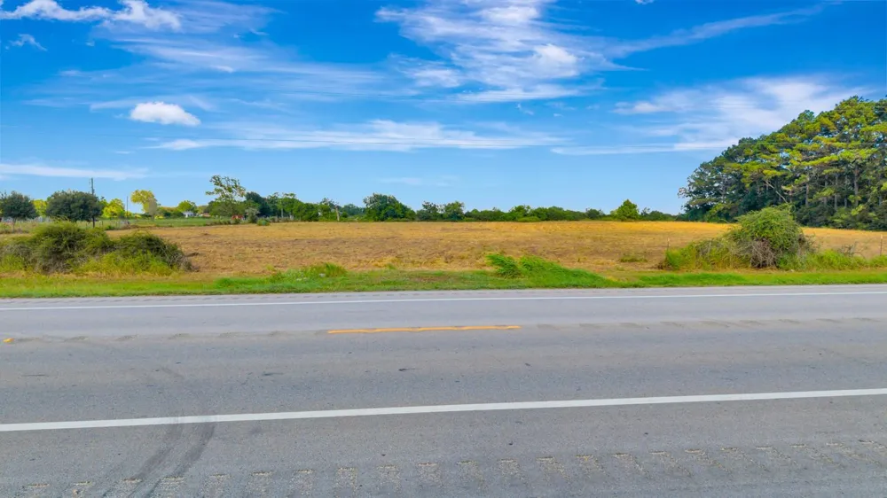 3217 State Highway 172 Ganado, TX 77962