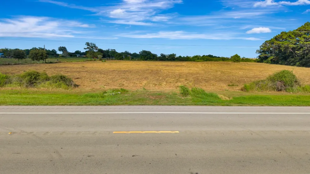 3217 State Highway 172 Ganado, TX 77962