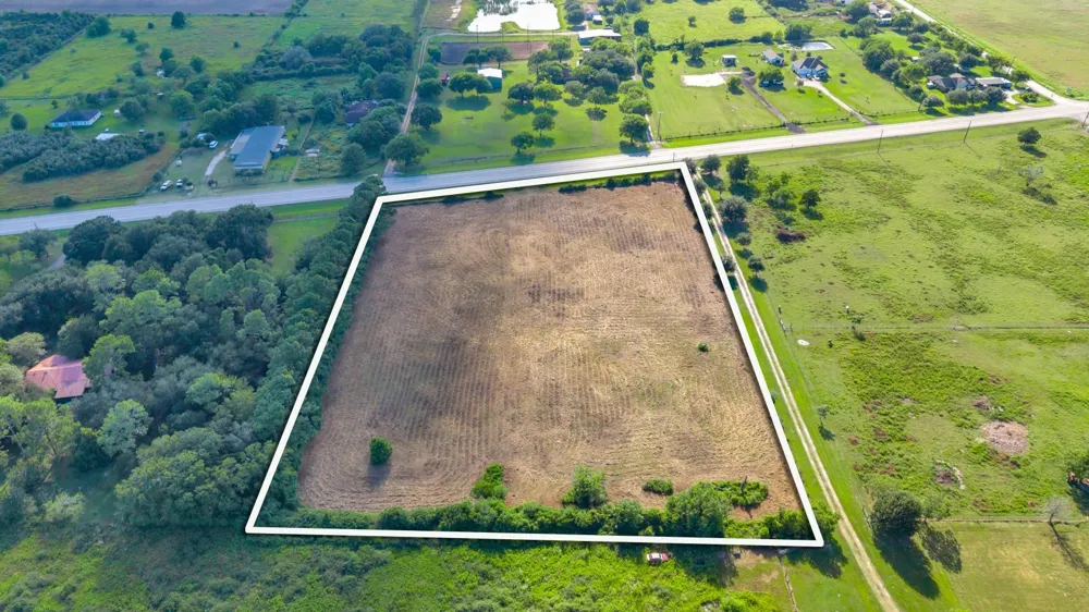 3217 State Highway 172 Ganado, TX 77962