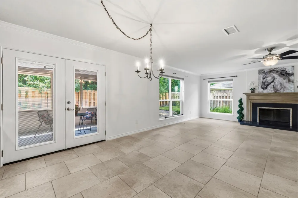 11 Thorn Berry Place The Woodlands, TX 77381