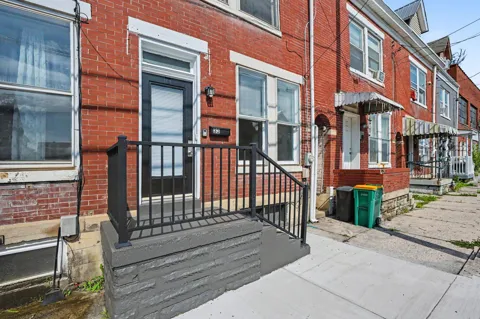 33 S FRANKLIN STREET