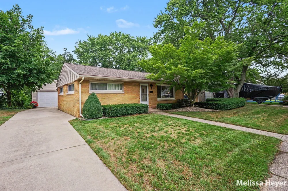 1121 Park Avenue Grand Haven, MI 49417