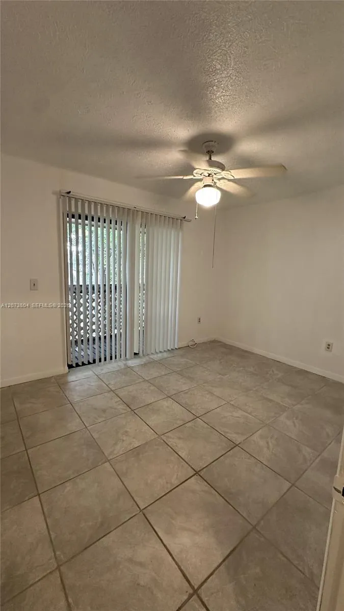 408 NE 18th Ave #4 Homestead, FL 33033