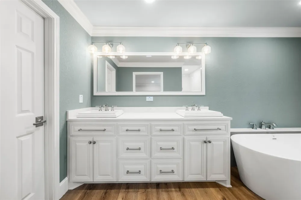 9916 Sandalwood Drive Woodway, TX 76712