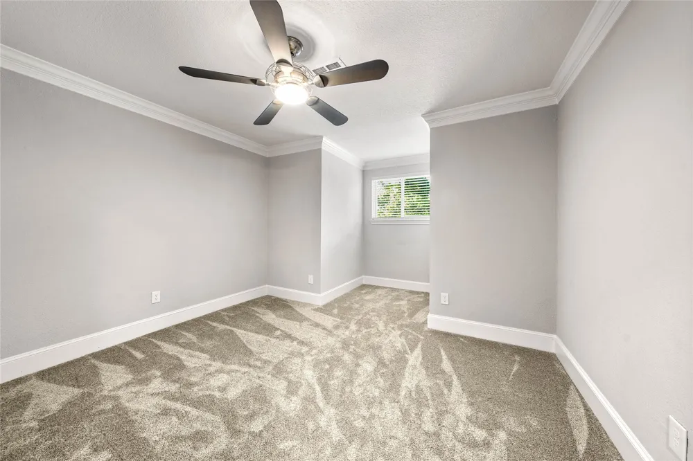 9916 Sandalwood Drive Woodway, TX 76712