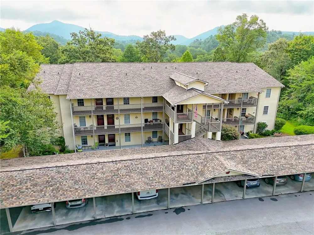 300 Ginger Creek Lane Clayton, GA 30525