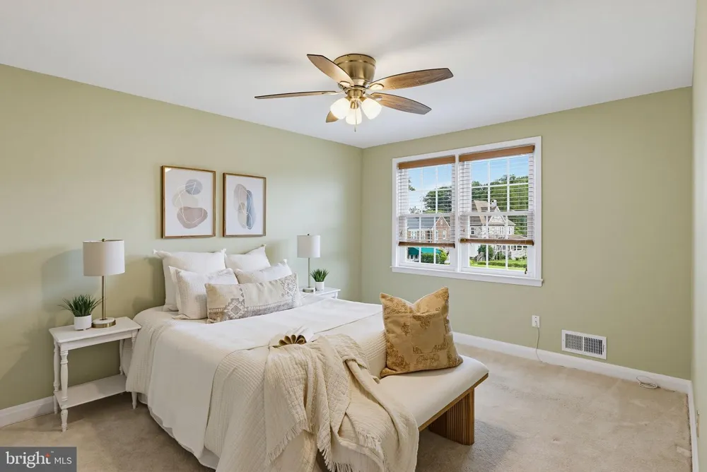 332 SMALL COURT Baltimore, MD 21228
