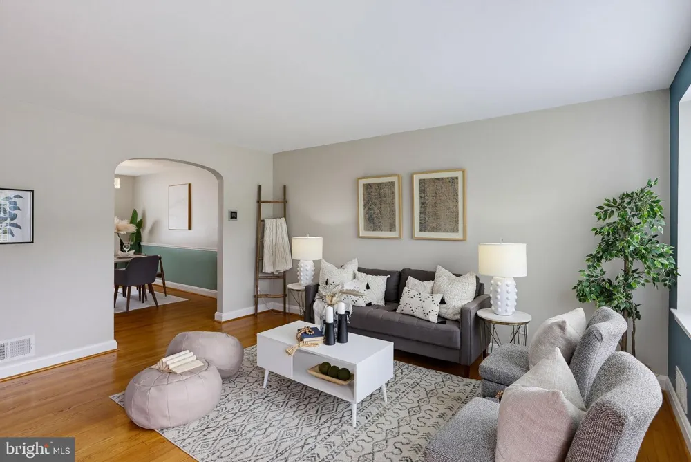 332 SMALL COURT Baltimore, MD 21228