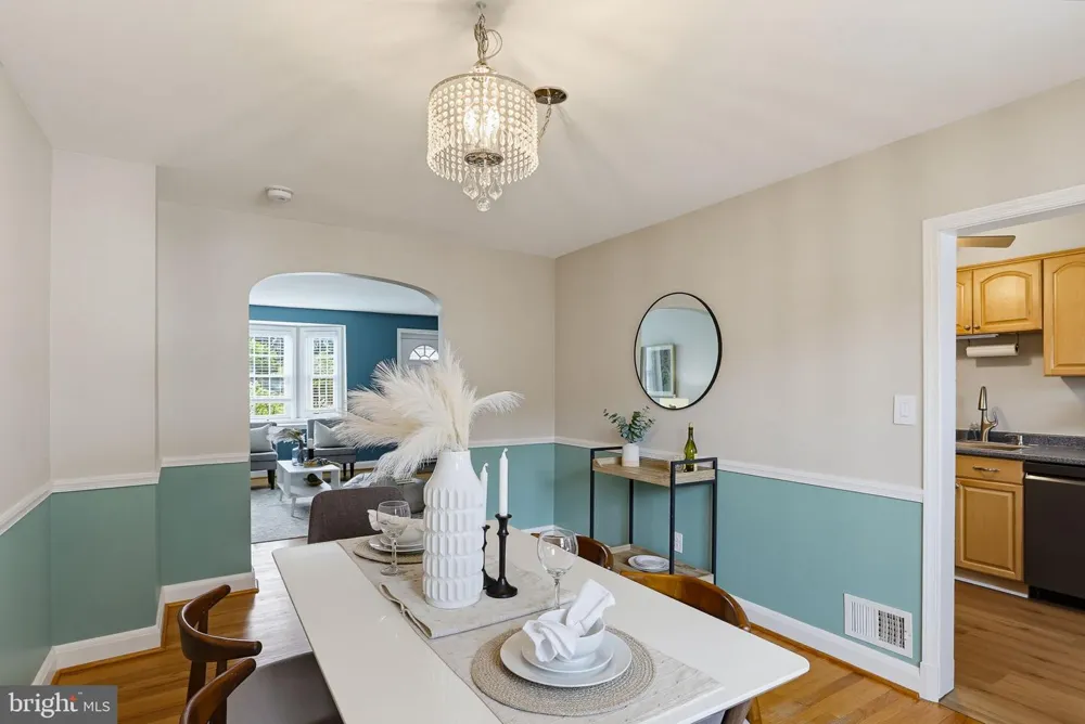 332 SMALL COURT Baltimore, MD 21228