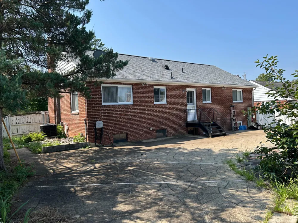 5907 2ND STREET S Arlington, VA 22204